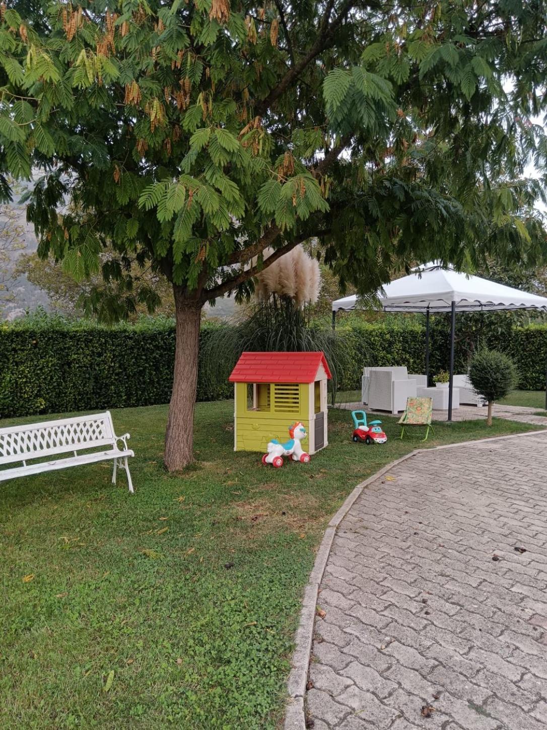 술모나 Parco Delle Rose 빌라 외부 사진